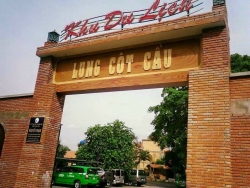 Bưng Đá Nổi - Lung Cột Cầu